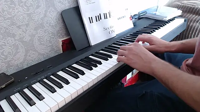 MrStraightDik online show from October 22, 2025, 12:27 pm