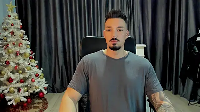 Snapshot of HaydenSpearss chatting on December 13, 2024, 6:53 am HaydenSpearss online show from December 13, 2024, 6:53 am