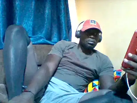 Snapshot of ClinDi chatting on October 31, 2025, 1:45 pm ClinDi online show from October 31, 2025, 1:45 pm