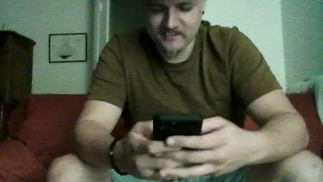 Snapshot of QueueFrenchie chatting on September 10, 2025, 7:03 pm QueueFrenchie online show from September 10, 2025, 7:03 pm