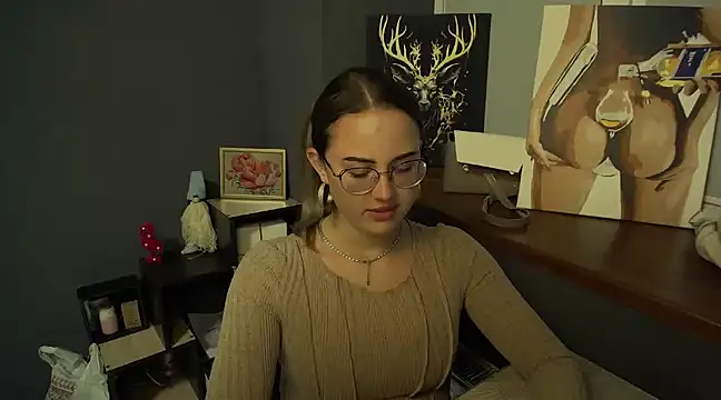 Snapshot of luxie_milady chatting on January 25, 2025, 2:47 pm luxie milady online show from January 25, 2025, 2:47 pm
