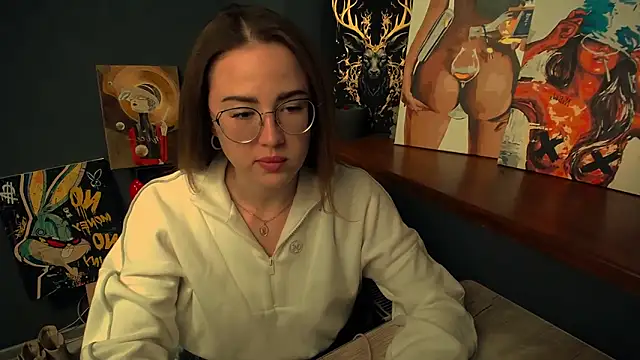 luxie milady online show from February 11, 2026, 2:00 pm