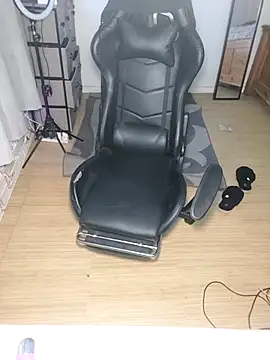 Snapshot of uniquechina69 chatting on March 8, 2025, 2:45 am uniquechina69 online show from March 8, 2025, 2:45 am