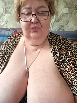 Snapshot of Awn290668 chatting on March 6, 2026, 5:26 am Awn290668 online show from March 6, 2026, 5:26 am