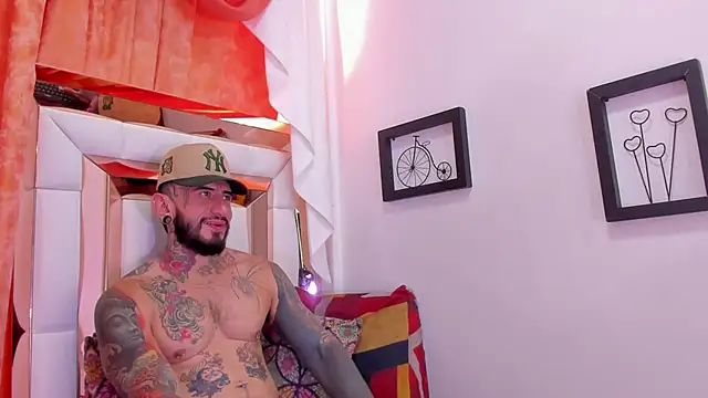 dilan scootk  online show from March 31, 2026, 7:36 pm