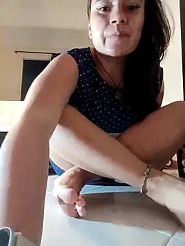 carlajames  online show from October 7, 2025, 11:46 pm