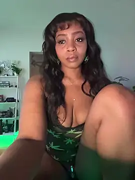 Blazerina online show from December 19, 2025, 2:24 pm