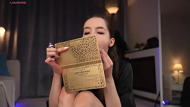 Amely Young online show from March 5, 2026, 1:23 am