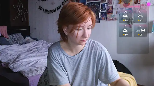 Snapshot of licentia__poetica chatting on December 8, 2024, 12:30 pm licentia poetica online show from December 8, 2024, 12:30 pm