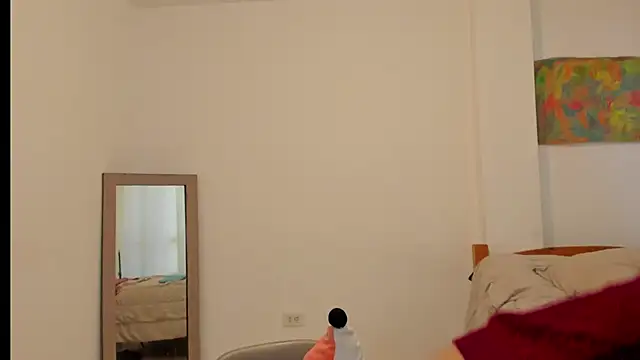 Snapshot of linnie_ chatting on March 9, 2025, 11:25 am linnie  online show from March 9, 2025, 11:25 am