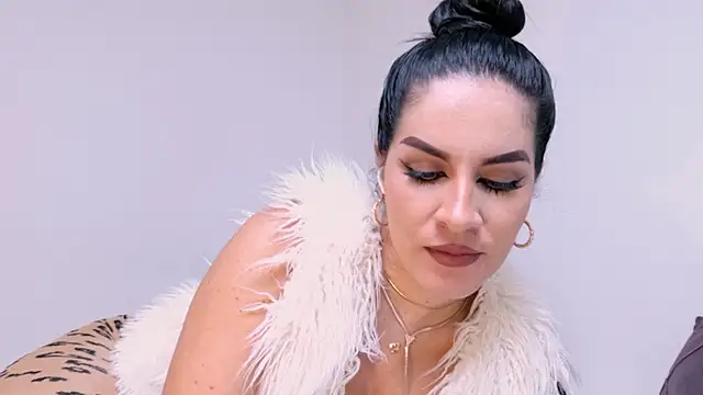 Pamela Rosal online show from December 2, 2025, 12:43 pm