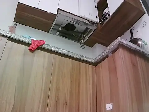 -SingleMom- online show from October 6, 2025, 3:15 am