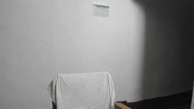 tetasgrandes karol online show from March 22, 2026, 12:25 am