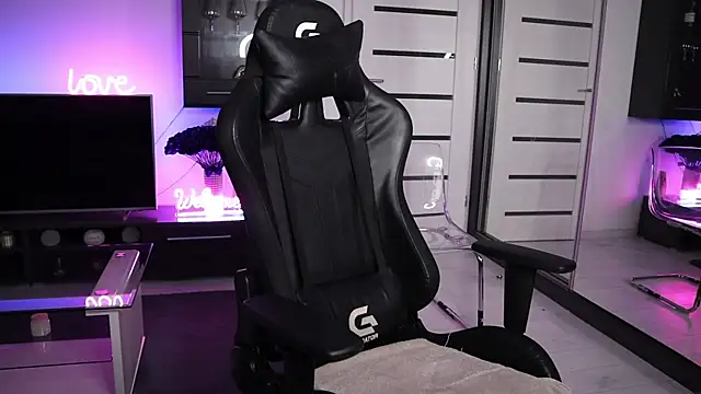 Beauty Anne online show from November 26, 2025, 6:58 am