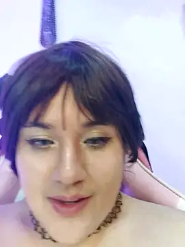 ItsNaiixa online show from February 1, 2025, 11:58 pm