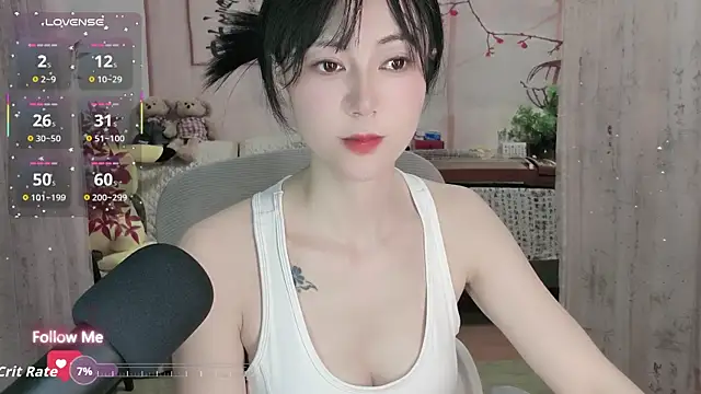 Lisa-s online show from October 10, 2025, 1:21 pm