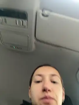 KateRedgar online show from November 2, 2025, 9:33 am