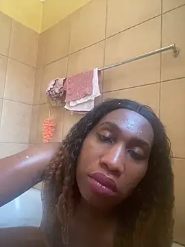 Snapshot of Moorella1 chatting on February 5, 2026, 9:36 am Moorella1 online show from February 5, 2026, 9:36 am