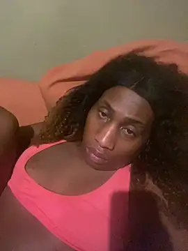 Snapshot of Moorella1 chatting on February 16, 2026, 10:06 pm Moorella1 online show from February 16, 2026, 10:06 pm