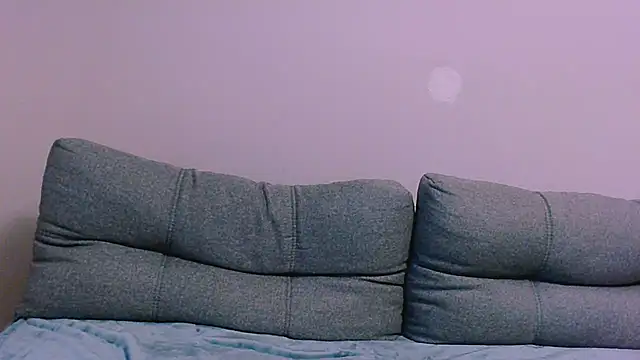 Eva vagner online show from December 1, 2025, 2:05 am