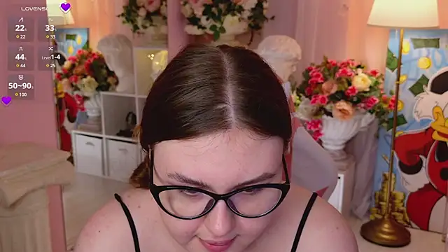 Mia  Peach online show from January 11, 2025, 5:18 pm