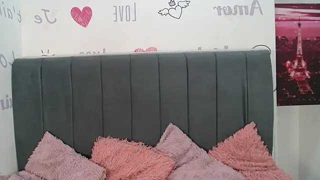 KittyBrookex online show from December 15, 2025, 5:17 pm