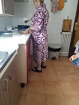 lamorbosa37 online show from February 4, 2026, 10:54 am