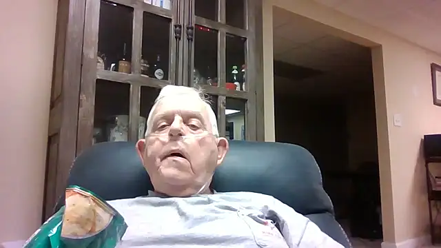 bootlegmanz online show from October 4, 2025, 5:22 pm