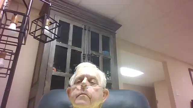 bootlegmanz online show from February 11, 2026, 7:08 pm