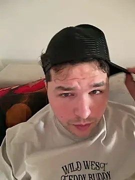 Alexandru12345s online show from April 20, 2026, 2:09 pm