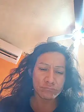 Snapshot of miicheele32 chatting on October 12, 2025, 7:46 pm miicheele32 online show from October 12, 2025, 7:46 pm