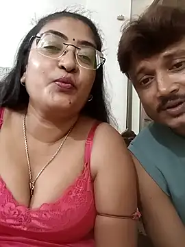 LAVERNIYA  online show from November 9, 2025, 6:28 pm