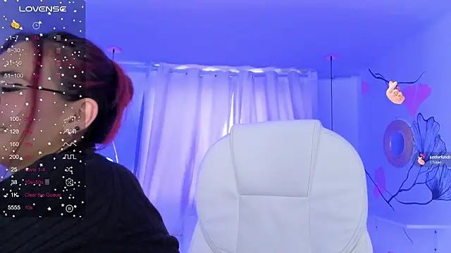 Snapshot of sophiecherry_ chatting on December 10, 2024, 9:43 pm sophiecherry online show from December 10, 2024, 9:43 pm