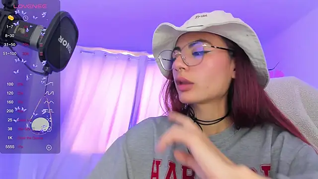 Snapshot of sophiecherry_ chatting on December 14, 2024, 9:02 pm sophiecherry online show from December 14, 2024, 9:02 pm