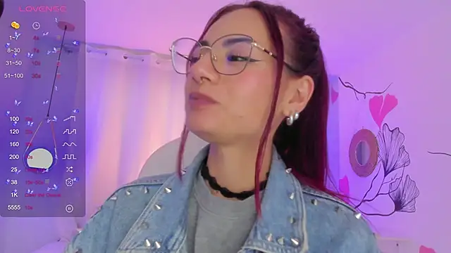 Snapshot of sophiecherry_ chatting on January 7, 2025, 9:25 pm sophiecherry online show from January 7, 2025, 9:25 pm