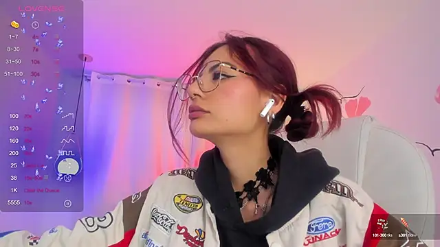 Snapshot of sophiecherry_ chatting on January 10, 2025, 9:31 pm sophiecherry online show from January 10, 2025, 9:31 pm