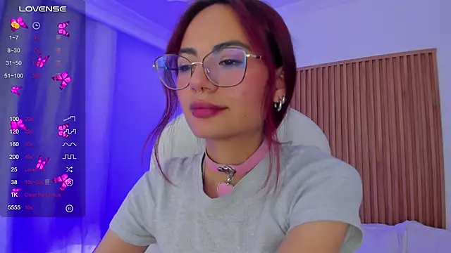 Snapshot of sophiecherry_ chatting on February 3, 2025, 7:40 am sophiecherry online show from February 3, 2025, 7:40 am