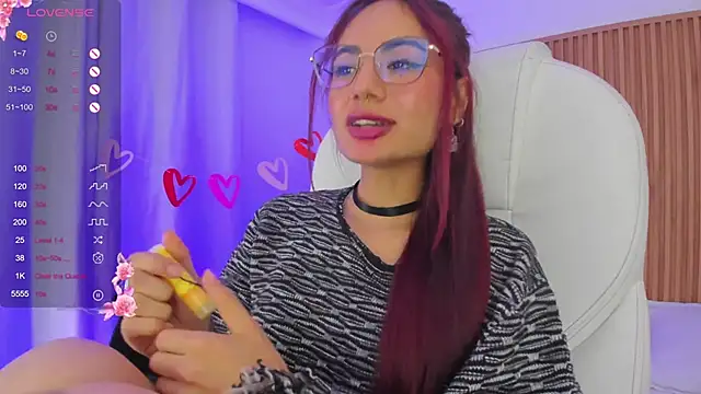 Snapshot of sophiecherry_ chatting on February 17, 2025, 10:40 am sophiecherry online show from February 17, 2025, 10:40 am