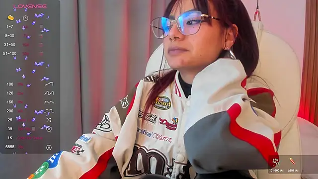 Snapshot of sophiecherry_ chatting on September 28, 2025, 4:40 am sophiecherry online show from September 28, 2025, 4:40 am