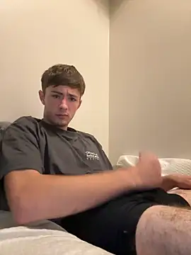 Snapshot of TheBestbrando88 chatting on September 15, 2025, 3:17 am TheBestbrando88 online show from September 15, 2025, 3:17 am