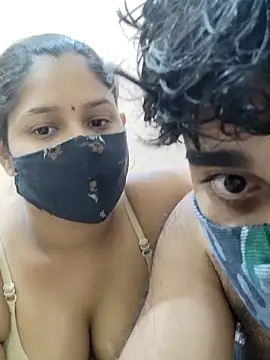 IND COUPLE1 online show from January 4, 2025, 2:04 pm