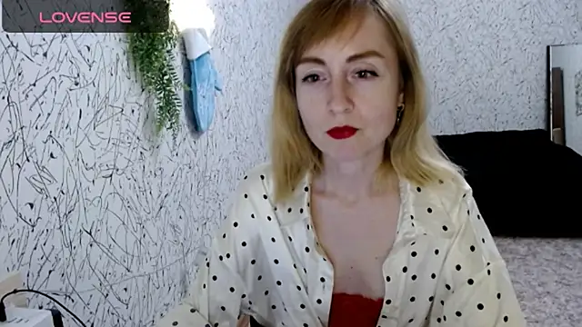 Athena Richards online show from October 2, 2025, 3:19 pm