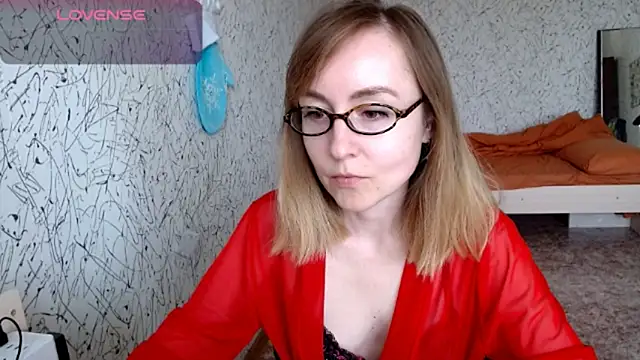 Athena Richards online show from May 17, 2026, 10:33 am