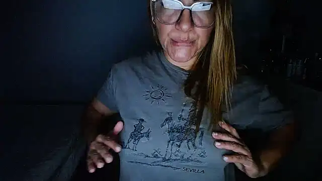 mirand zackyx online show from March 17, 2026, 11:24 am