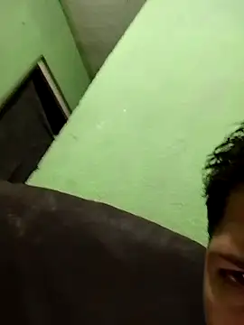 Alonsomadeira online show from December 22, 2025, 7:16 am