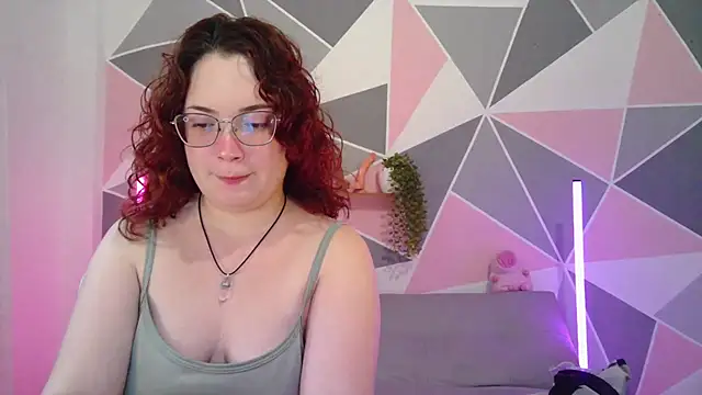 AndrewAnndCherry online show from June 26, 2026, 10:58 pm