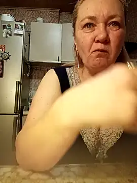 Snapshot of HelenaGlossX chatting on January 16, 2025, 3:23 am HelenaGlossX online show from January 16, 2025, 3:23 am
