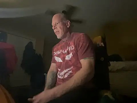 hunterbiggun007 online show from December 19, 2025, 5:53 pm