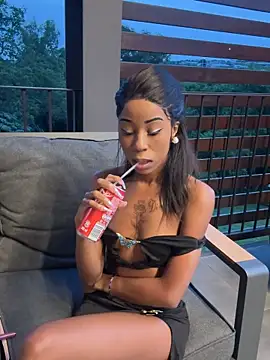 Snapshot of Dime-__ chatting on December 20, 2025, 5:09 pm Dime- online show from December 20, 2025, 5:09 pm