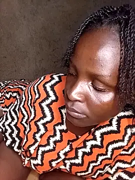 pretty prickle online show from November 1, 2025, 9:22 am